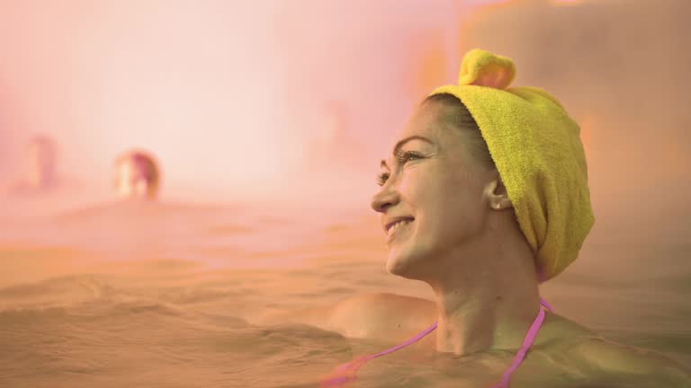 کمپین دیجیتال مارکتینگ برای مجتمع آبدرمانی و جذب توریست سلامت