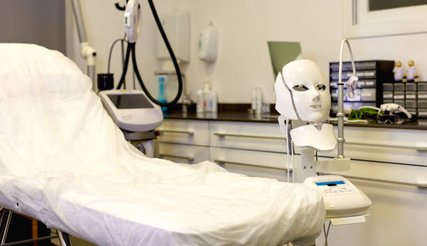 خدمات تخصصی کلینیک زیبایی و تجربه مشتری در فرآیند برندینگ دیجیتال