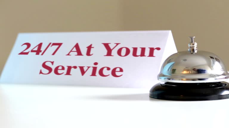 تضمین رزرو ۲۴ ساعته زائران در مشهد، پشتیبانی سایت هتل، رزرو ۲۴ ساعته هتل