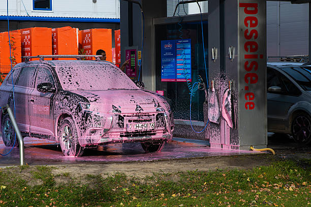 تحول دیجیتال کارواشهای کرج با طراحی سایت PWA و سئو محلی - کارواش فوم صورتی