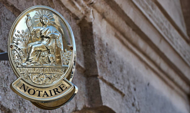 معماری اعتماد در قلب زاگرس: استراتژی تولید محتوای سئو و مشاوره دیجیتال مارکتینگ برای برندینگ دفاتر وکالت ملکی در خرمآباد - نماد اعتماد و تاریخچه