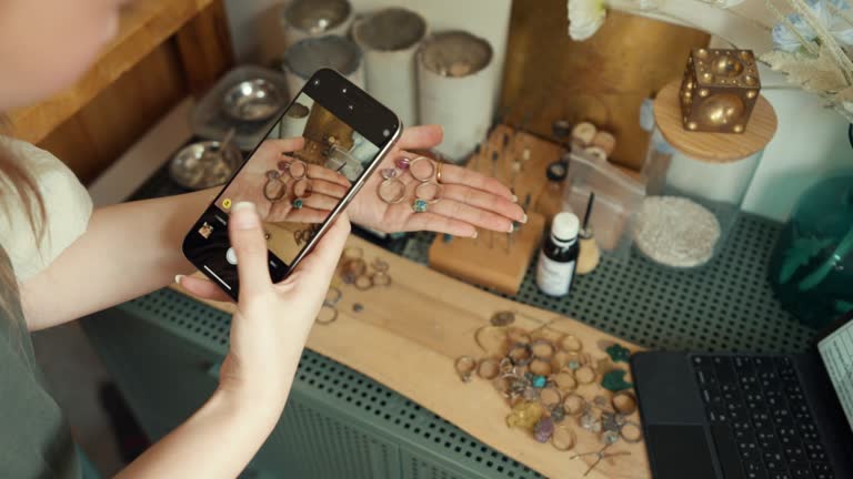 نقش طراحی سایت با هوش مصنوعی در برندینگ دیجیتال و فروش جهانی جواهرات زرگران اصفهان