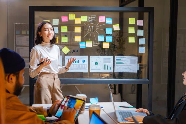 ارائه استراتژی دیجیتال نساجی برای جذب برندهای مد جهانی