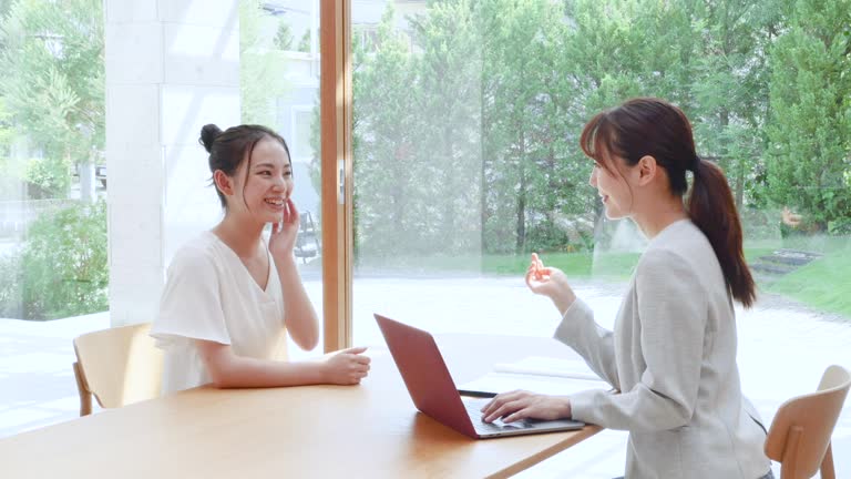 برندینگ دیجیتال و اعتمادسازی آنلاین برای کلینیک روانشناسی در شیراز