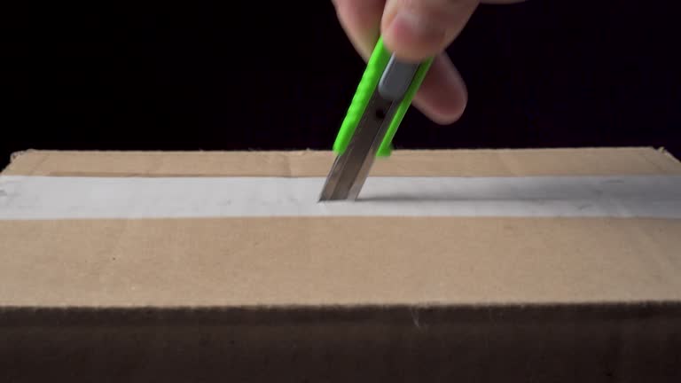 صادرات آنلاین چاقوی دستساز زنجان با طراحی سایت D2C