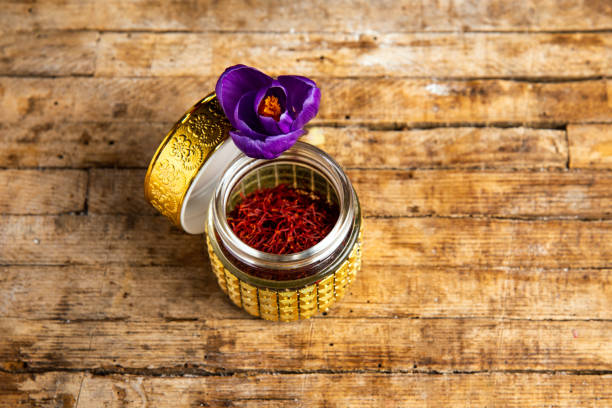 بازاریابی آنلاین زعفران و برندینگ دیجیتال