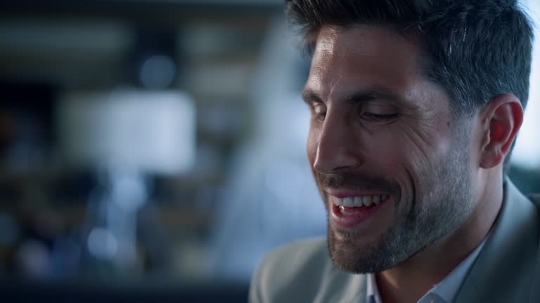 استراتژی رشد رستوران در رشت با بهینهسازی تجربه کاربری و هوش مصنوعی