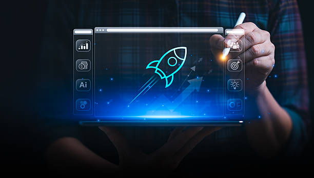 تاجر در حال راهاندازی استارتآپ مبتنی بر هوش مصنوعی با رابط دیجیتال - هوش مصنوعی در گردشگری و طراحی وبسایت در ایران