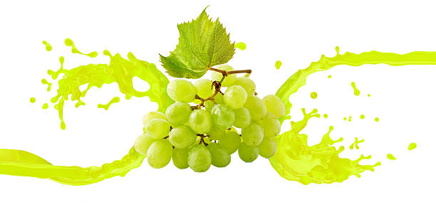 خوشه انگور سبز و آب انگور - محصول کشاورزی هوشمند دزفول