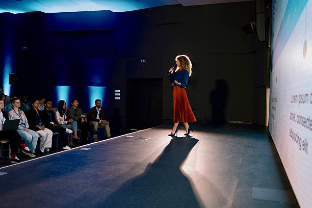 بازاریابی دیجیتال B2B کترینگ برای جذب قراردادهای همایش