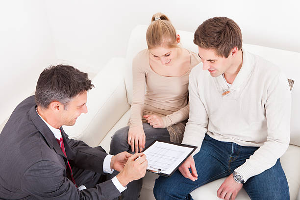 بازاریابی دیجیتال حقوقی و استراتژی جذب مشتری برای دفاتر وکالت در قم