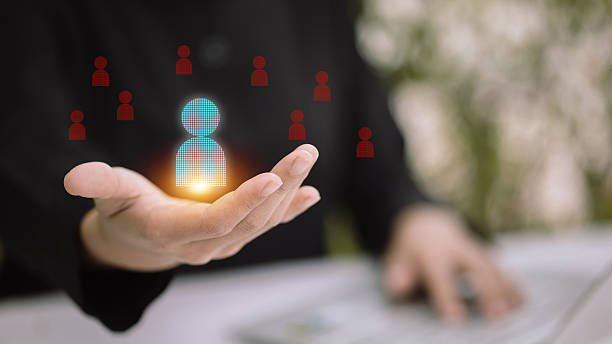 هدفگذاری مشتری و شخصیسازی در دیجیتال مارکتینگ برای سبقت از رقبا در بازار سرمایه با CRM هوشمند