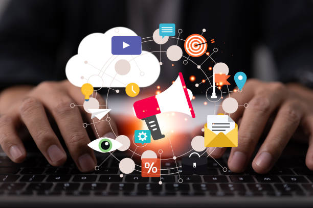 تاثیر نرم افزار SCM بر محتوای سئو B2B تولیدی پوشاک