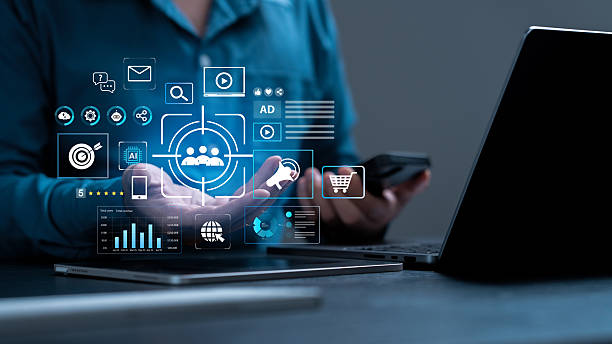 نقش نرم افزار CRM سفارشی در جهش سئو B2B شرکتهای بازرگانی