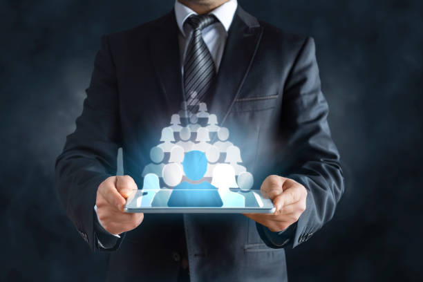 نرم افزار CRM بیمه و تحول در برندینگ دیجیتال