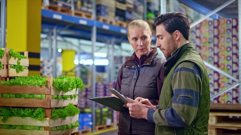 روایت دیجیتال مرکبات دزفول: راهنمای برندینگ و طراحی سایت D2C با یکپارچهسازی IoT برای تضمین کیفیت و فروش مستقیم - تضمین کیفیت محصول و اینترنت اشیا کشاورزی