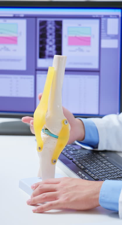 پل دیجیتال سلامت از کرمانشاه به عراق: نقشه راه برندینگ و سئو دوزبانه برای جذب بیمار در کلینیکهای تخصصی ارتوپدی - مشاوره پزشکی و سلامت دیجیتال