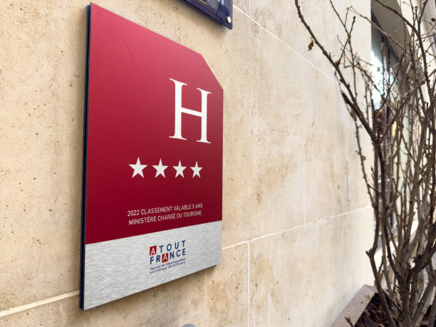 موفقیت آژانسهای مسافرتی با خدمات آنلاین توریسم و پشتیبانی ۲۴ ساعته