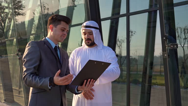 فروش جهانی لباس محلی از طریق وبسایت فروشگاهی