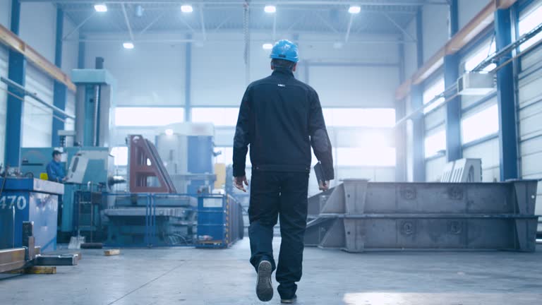 مدیریت هوشمند تولید در صنعت نساجی یزد با استفاده از فناوری برای فروش عمده پوشاک بچهگانه