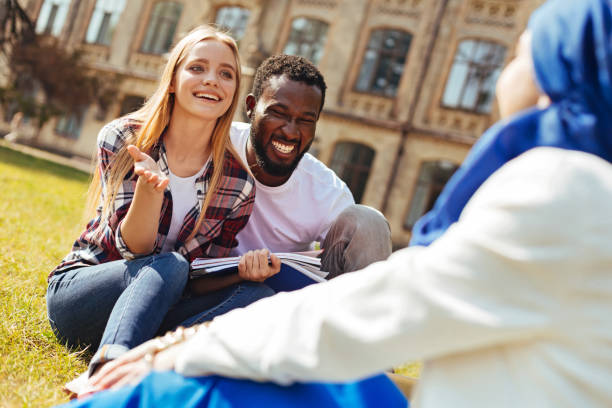 تدریس سهتار مجازی به هنرجویان بین المللی