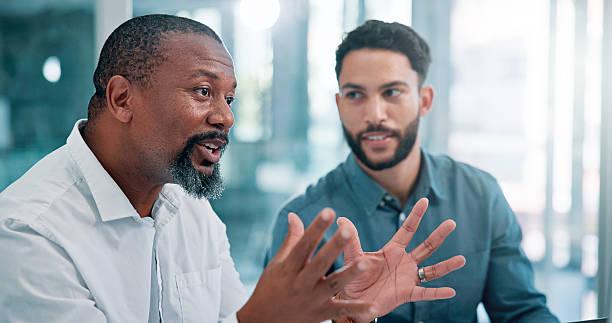 آموزش سئو B2B و توانمندسازی تیم فروش در کارخانجات رنگ اراک 2025