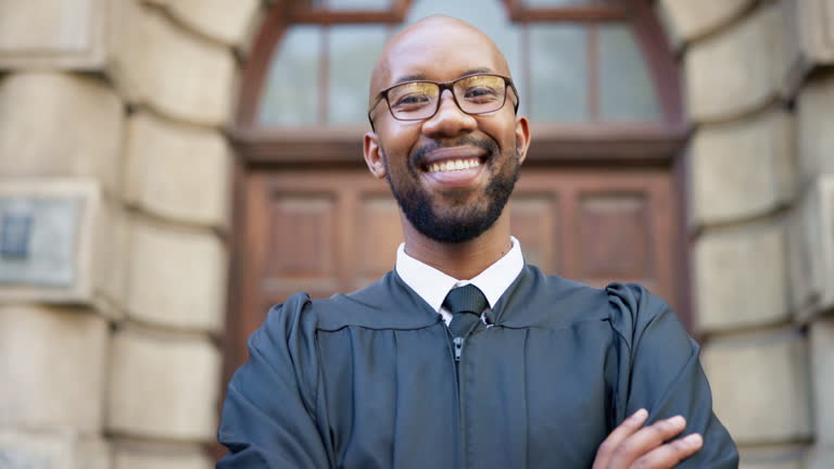 وکیل خانواده متخصص در کرج برای مشاوره حقوقی محرمانه