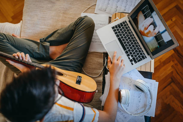 آموزشگاه موسیقی آنلاین با طراحی سایت حرفه ای