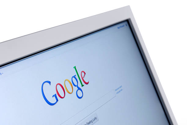 سئو، طراحی وبسایت و جستجوی صوتی برای کلینیکهای زیبایی رشت - بهترین کلینیک پوست در رشت کجاست؟: استراتژی صدرنشینی در سئو جستجوی صوتی و دیجیتال مارکتینگ برای کلینیکهای زیبایی گیلان