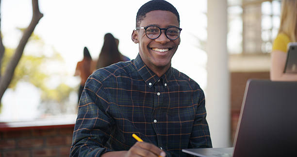 بهینهسازی تجربه کاربری هنرجو با پورتال آموزشگاه رانندگی