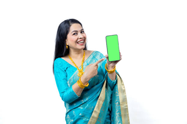 فروشگاه آنلاین طلا و جواهر اصفهان - تجربه کاربری مشتری در وبسایت لوکس