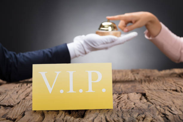 خدمات VIP و بازاریابی دیجیتال کلینیک زیبایی برای جذب مشتریان خاص در لواسان