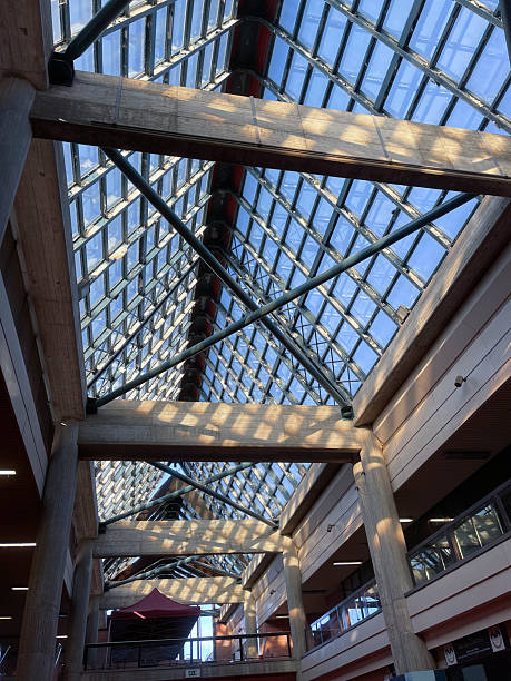 گالریهای هنری مدرن و نمایشگاه هنر آنلاین در سنندج - پینو سایت