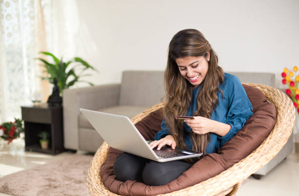 طراحی سایت فروشگاهی با واقعیت افزوده برای افزایش فروش آنلاین مبلمان لوکس