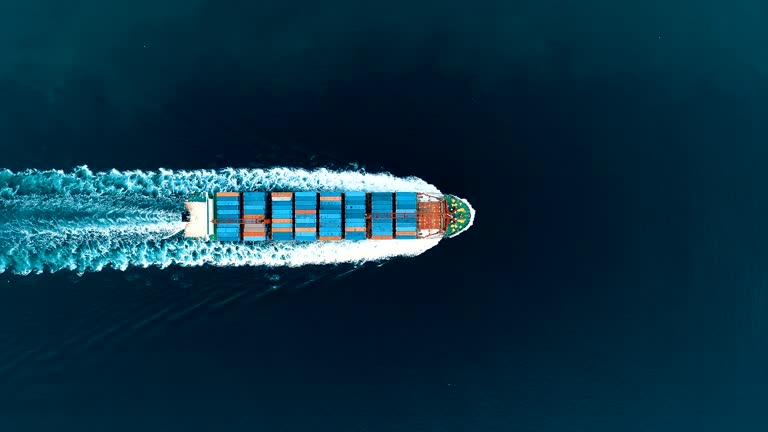 مزیت رقابتی در تجارت دریایی با دیجیتال مارکتینگ