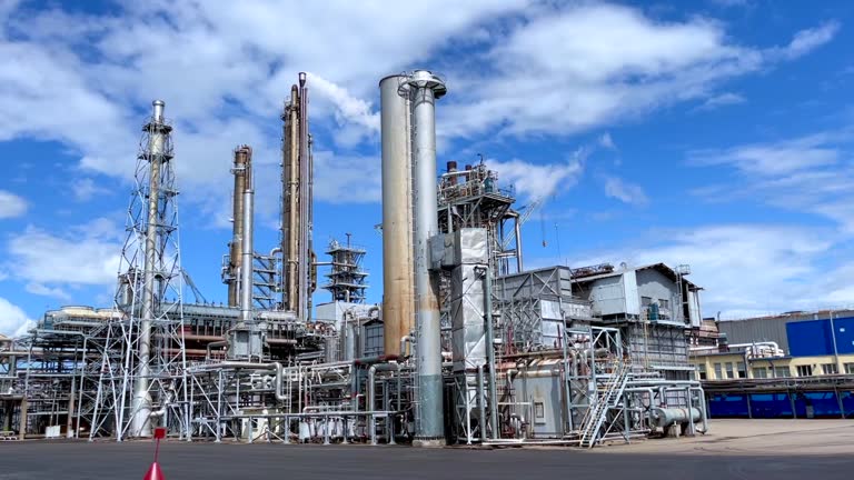 کارخانه تولید کود و آمونیاک به عنوان نماد تولیدکنندگان کود