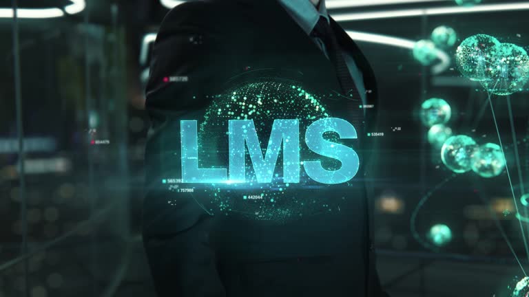 توسعه LMS و سیستم مدیریت یادگیری برای آموزش زبان