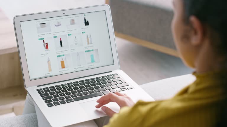 افزایش فروش اینترنتی عطر و بازاریابی آنلاین عطر