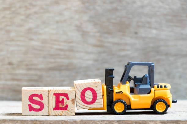 ابزارهای سئو B2B ترخیص کالا و نقش طراحی وبسایت حرفهای در بهینه سازی کسب و کارهای گمرکی