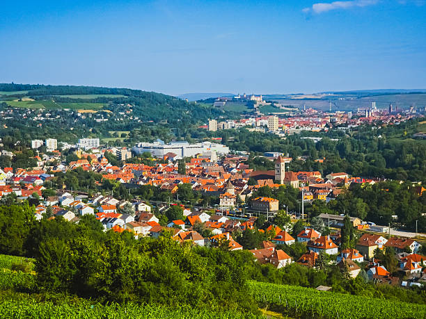 معماری آرامش دیجیتال در شیراز - منظره پانورامیک شهر شیراز (تصویر نمادین) - طراحی UX کلینیک روانشناسی و سئو وبسایت سلامت روان در شیراز