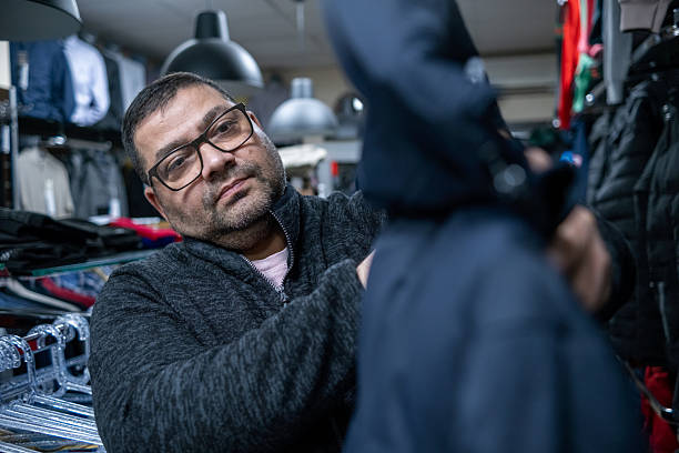 طراحی وبسایت و تجربه کاربری (UX) برای مزونهای لباس عروس انزلی با هوش مصنوعی 2025