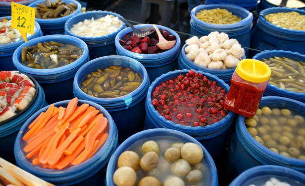 فروش مستقیم محصول ترشیجات در بازار ترشیجات آنلاین