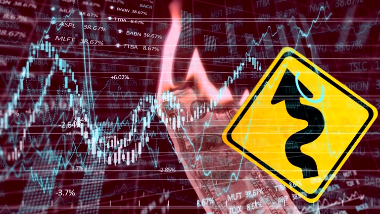 راهکارهای برندینگ دیجیتال کارگزاری و پیشبینی نوسانات بازار سرمایه با بهینهسازی تجربه کاربری (UX) و نرم افزار مدیریت مالی