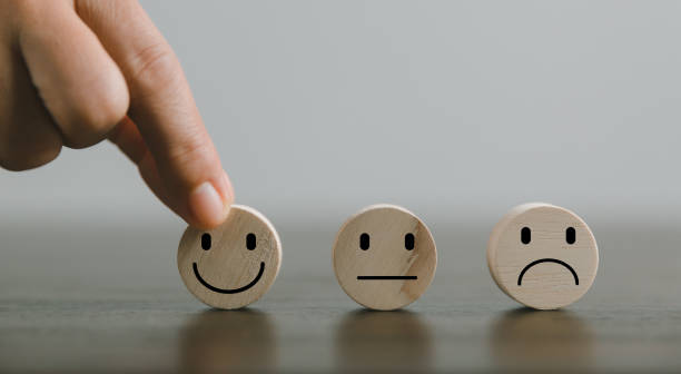 مدیریت هوشمند مشتریان کلان در بازار ارز تهران: استراتژی ساخت CRM و بهینهسازی تجربه کاربری (UX) برای موفقیت سئو صرافیها در ۱۴۰۵ - مدیریت مشتریان کلان، CRM صرافی، تجربه کاربری صرافی