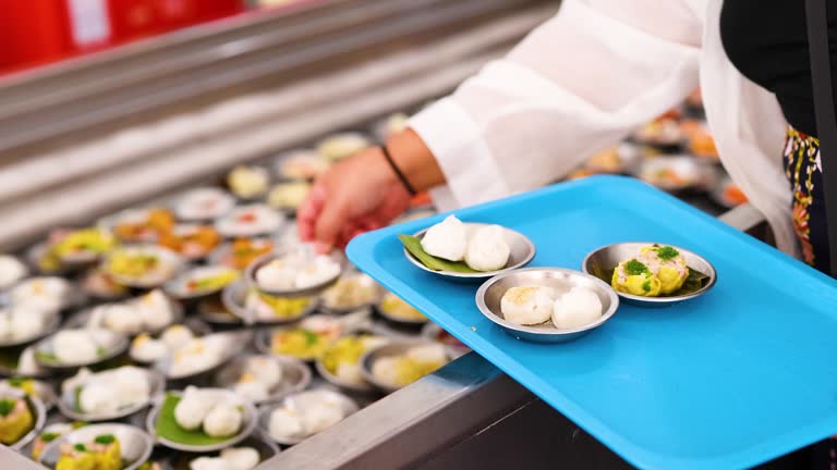 افزایش فروش رستوران با بازاریابی اینترنتی کترینگ