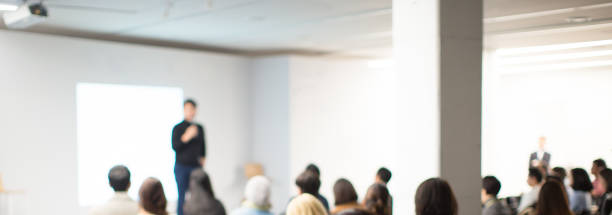 مشاوره دیجیتال مارکتینگ برای انتشارات، آموزش سئو، مدیریت هوشمند دانش