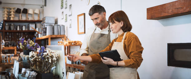 استراتژی فروش مستقیم گیاه از گلخانه به مشتری