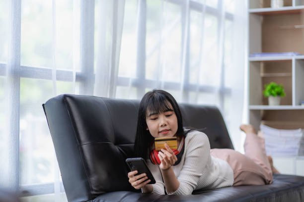 تجربه کاربری وبسایت با واقعیت افزوده برای خرید جواهرات - پینو سایت