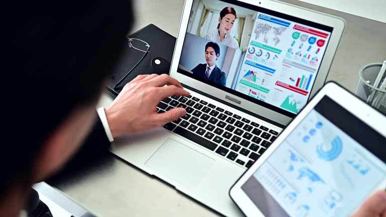 جلسه آنلاین و همکاری با پینو سایت برای طراحی سایت B2B پوشاک ورزشی