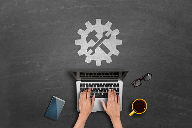 آیکون پشتیبانی سایت روی تخته سیاه - تضمین پشتیبانی فنی و مالی